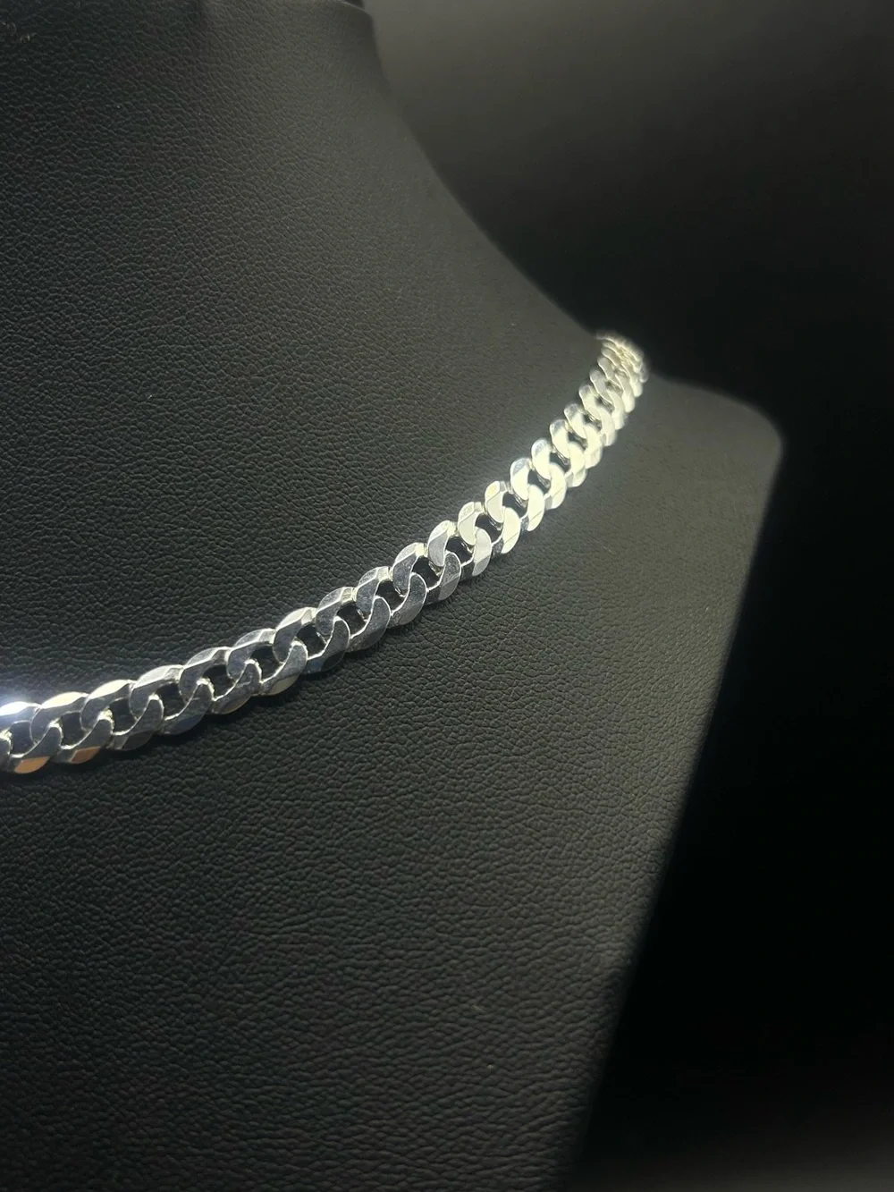 22 Inch Cuban Link Chain 7mm width